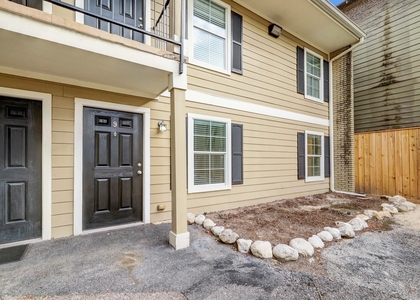 1222 Heights Boulevard - Photo 1