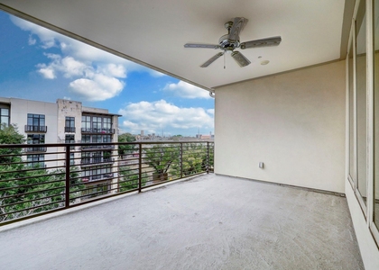 4819 Caroline Street - Photo 1