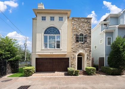 2716 Sherwin Street - Photo 1