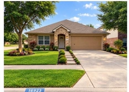 16923 Hampton Glen Court - Photo 1