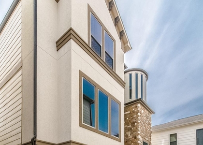 1610 Knox Street - Photo 1