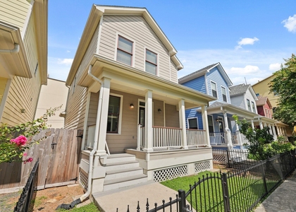 1053 W 16th Street - Photo 1