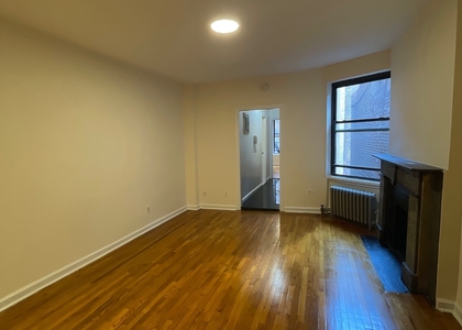 East 84th Street - Photo 1