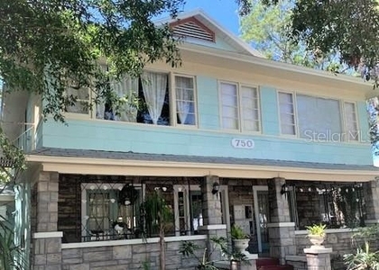 750 7th Avenue N - Photo 1