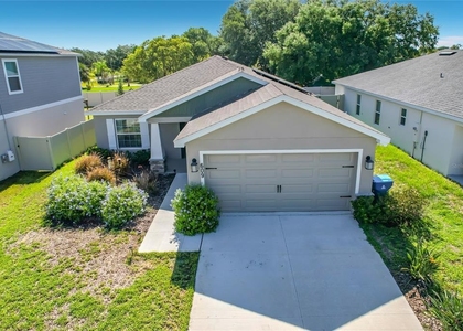 609 Ambleside Drive - Photo 1