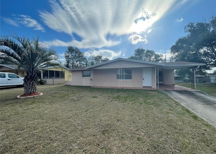8 Rose Avenue - Photo 1