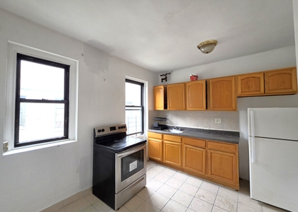 21-15 33rd Street - Photo 1