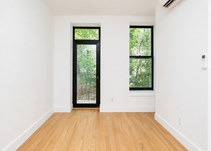 1027 Putnam Avenue - Photo 1