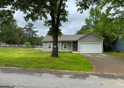 244 Windemere Way - Photo 1