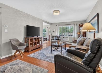 13 Kensington Rd - Photo 1