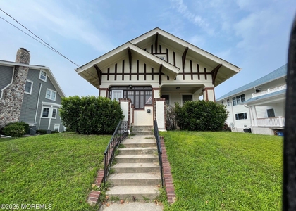 205 Euclid Avenue - Photo 1