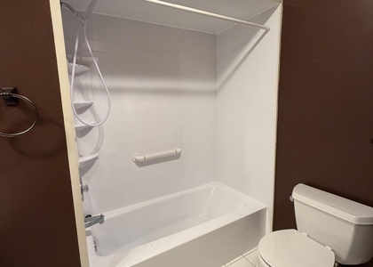 10 Lexington Court - Photo 1
