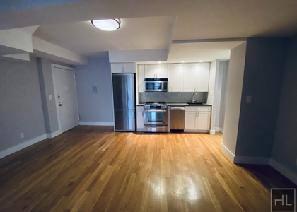 East 52nd Street - Photo 1