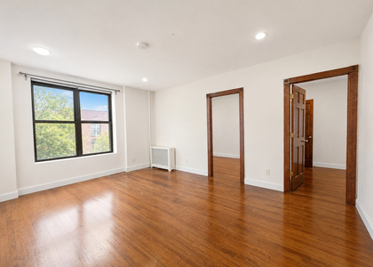 568 pacific steret - Photo 1