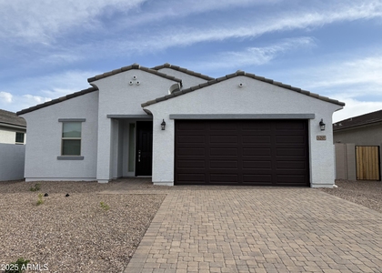 4249 W Hannah Street - Photo 1