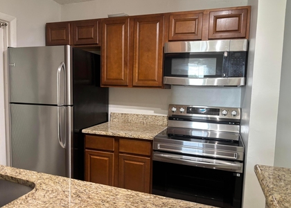 6200 Ne 22nd Way - Photo 1