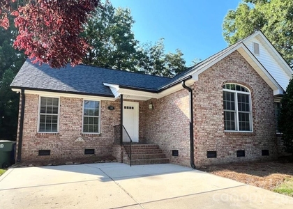 106 Aljen Court - Photo 1