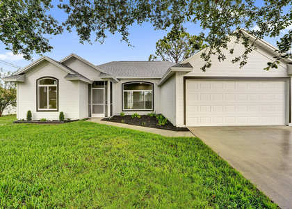 1237 Sw Edinburgh Drive - Photo 1