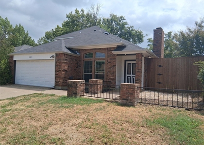 1503 Laguna Vista Way - Photo 1