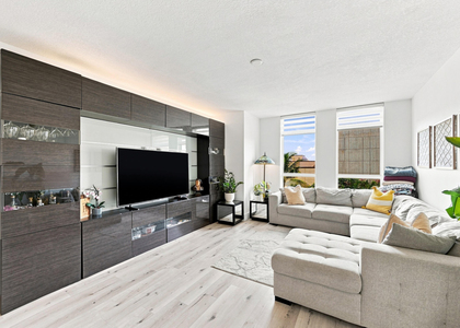 610 W Las Olas Boulevard - Photo 1