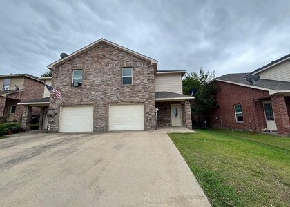 909 Parkplace Ridge - Photo 1