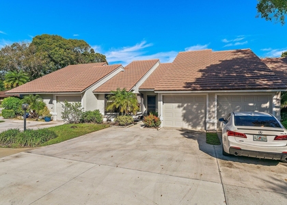 801 Kintyre Court - Photo 1