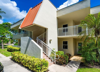 3175 Ne 48th Court - Photo 1