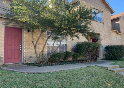 512 Rita Lane - Photo 1