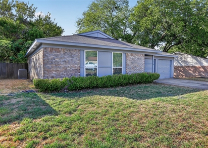 5518 Sarasota Drive - Photo 1