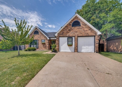 8421 Liberty Lane - Photo 1