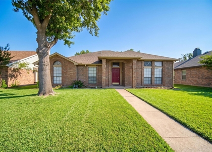 9421 Willard Street - Photo 1