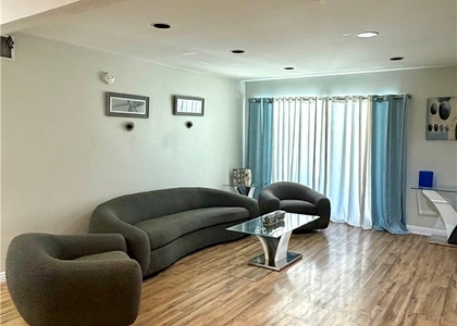 5460 White Oak Avenue - Photo 1