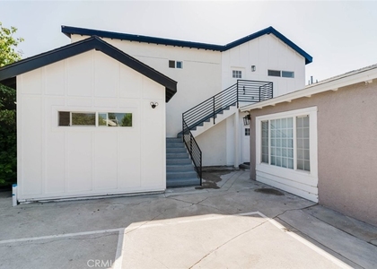 5732 Willowcrest Avenue - Photo 1