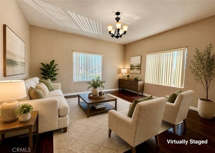 1335 N Alexandria Avenue - Photo 1