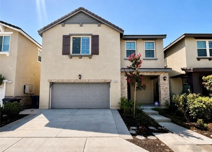 920 Spadra Avenue - Photo 1
