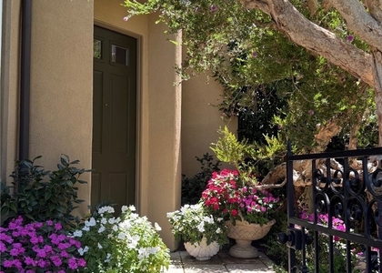 70 Passage - Photo 1