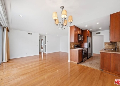 10751 Wilshire Boulevard - Photo 1