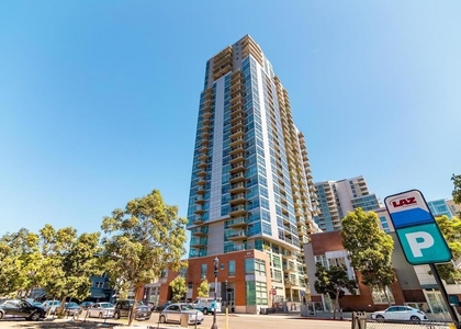 800 The Mark Ln - Photo 1