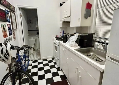 247 East 62nd Street - Photo 1