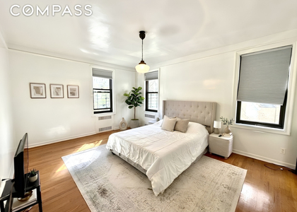 Ocean Parkway - Photo 1