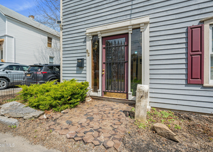 92 Walworth Street - Photo 1
