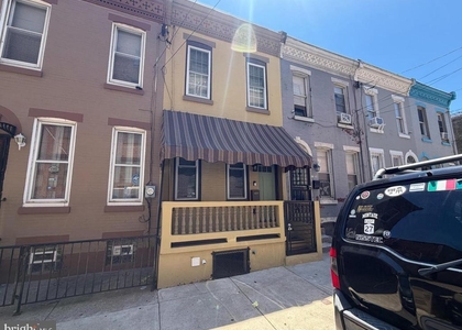2643 N Mascher Street - Photo 1