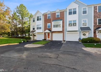 18221 Fox Chase Circle - Photo 1