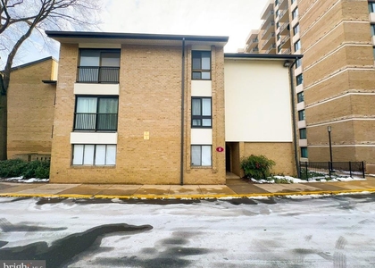 6 Monroe Street - Photo 1