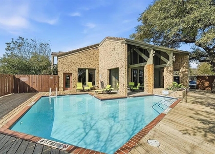 8888 Tallwood Dr - Photo 1