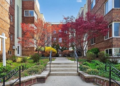 5405 9th Street Nw - Photo 1