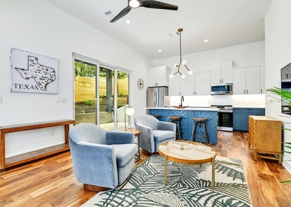 1407 Greenwood Ave - Photo 1