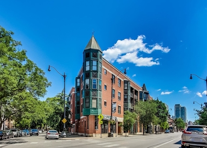 845 W Altgeld Street - Photo 1