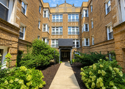 1626 W Farwell Avenue - Photo 1