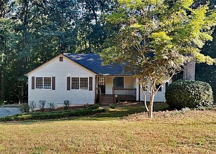 327 Pine Trail - Photo 1